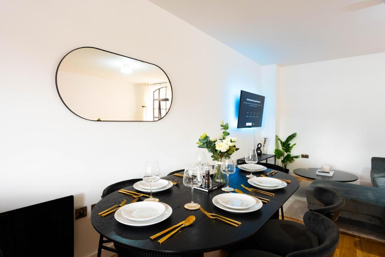 Willa Stunning Townhouse With Pool Table Birmingham Zewnętrze zdjęcie